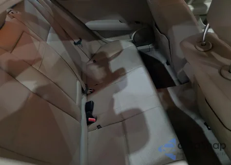 2014 Mercedes-Benz C 300 4Matic из США, поврежденный, VIN WDDGF8AB8EA909073